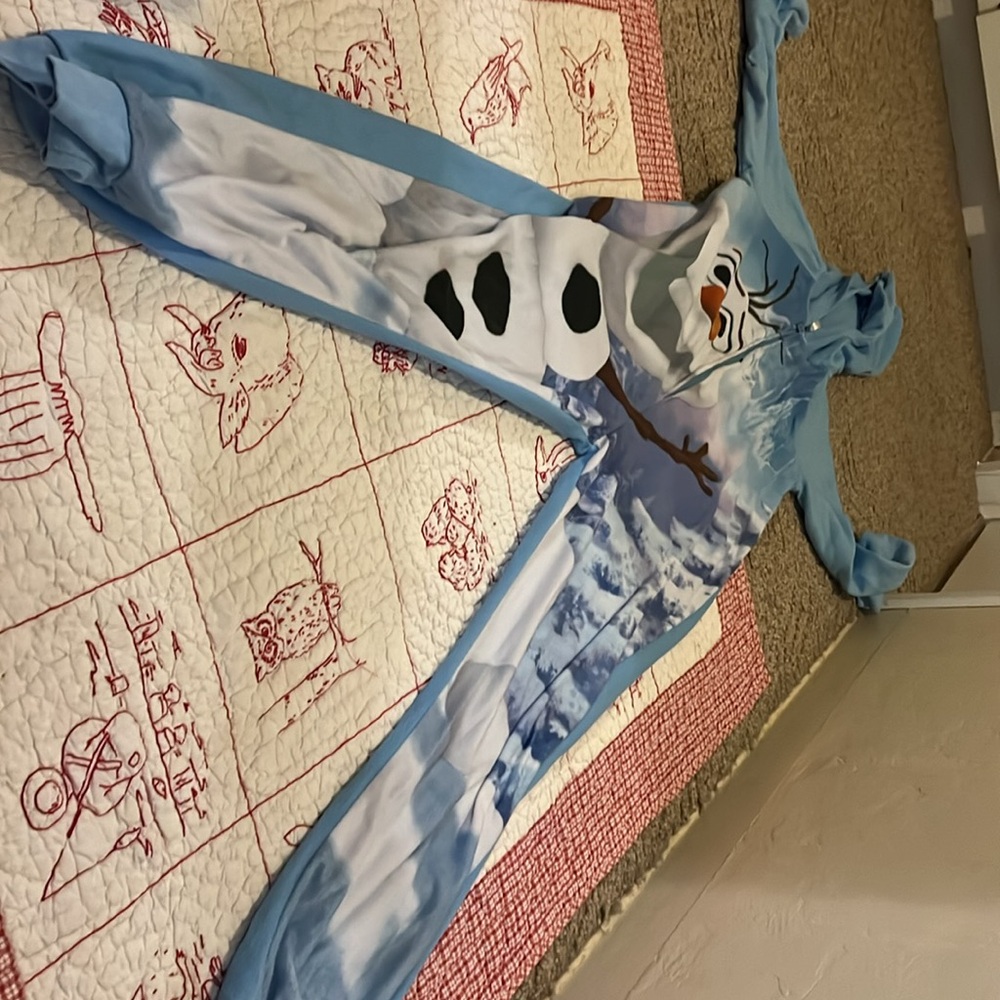 Pjs - Picture 2 of 3